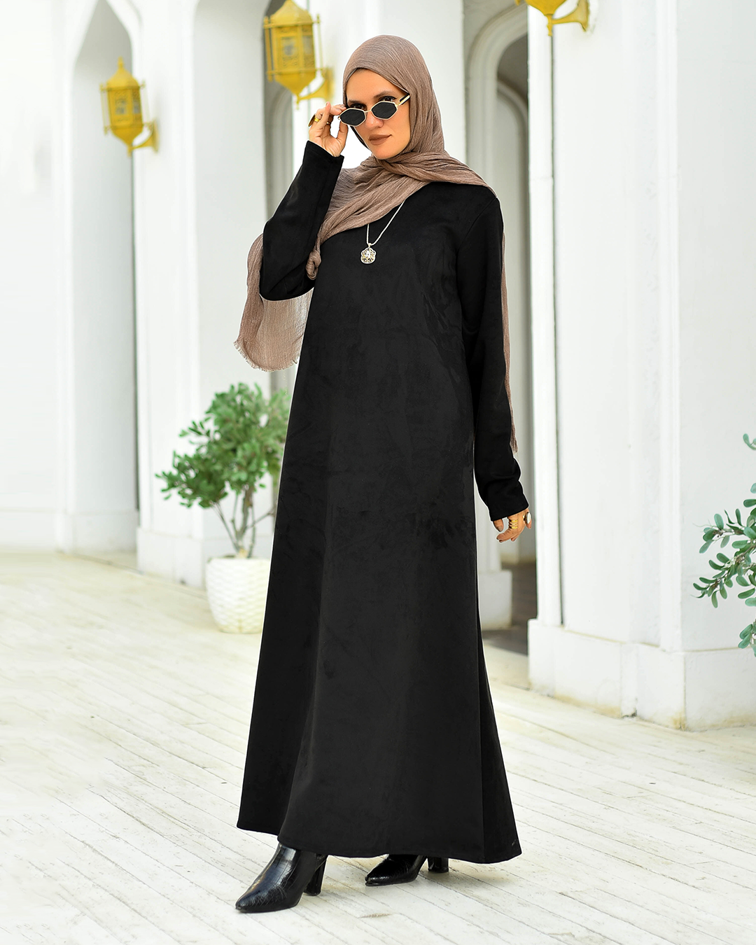 ESSENCE SUEDE Basic Dress